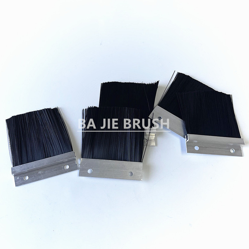 Labeler Strip Brush